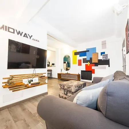 아파트 Midway Home, Nel Cuore Di